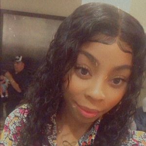 Meet your Posher, Kemi